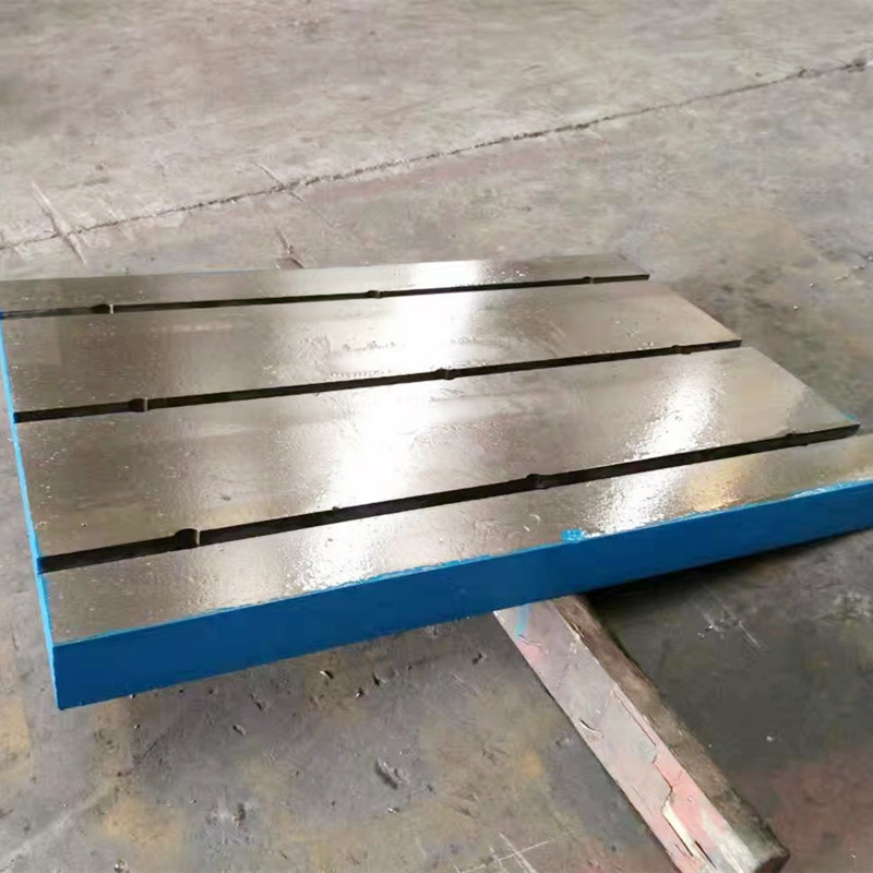 Faitau atili e uiga i le Steel Fabriction Table